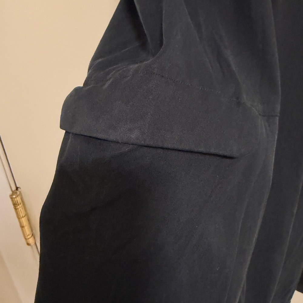 Lululemon Athletica Black Cupro Capris Cargo Pants - Picture 6 of 13